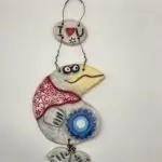 Χειροποίητος Κεραμικός Πιγκουίνος Τοίχου "Hugs" – Funky Clay Art